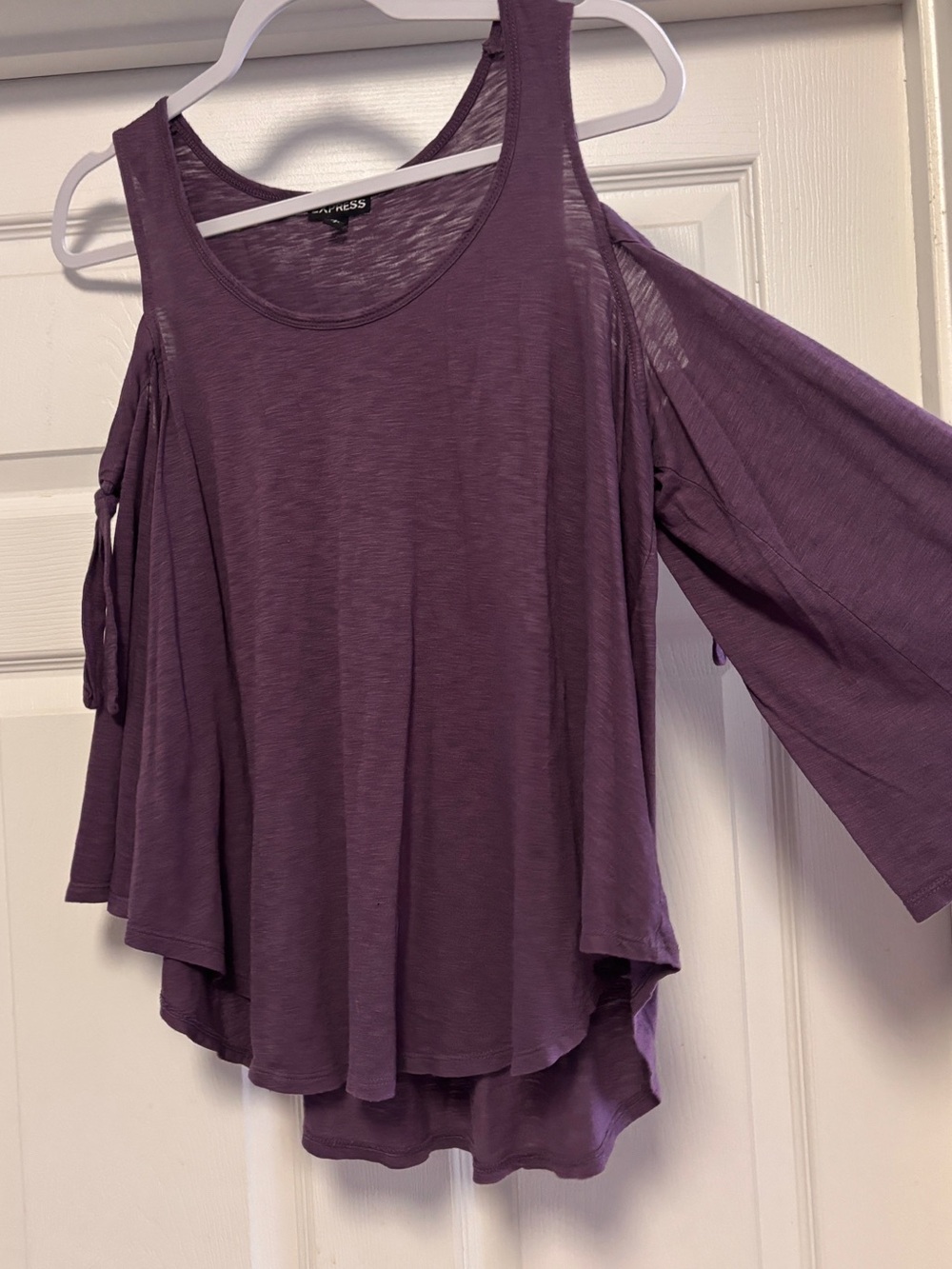 Express Women's Mauve Cold-Shoulder Flowy Top